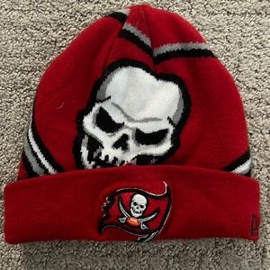 Youth size small Tampa Bay Buccaneers hat